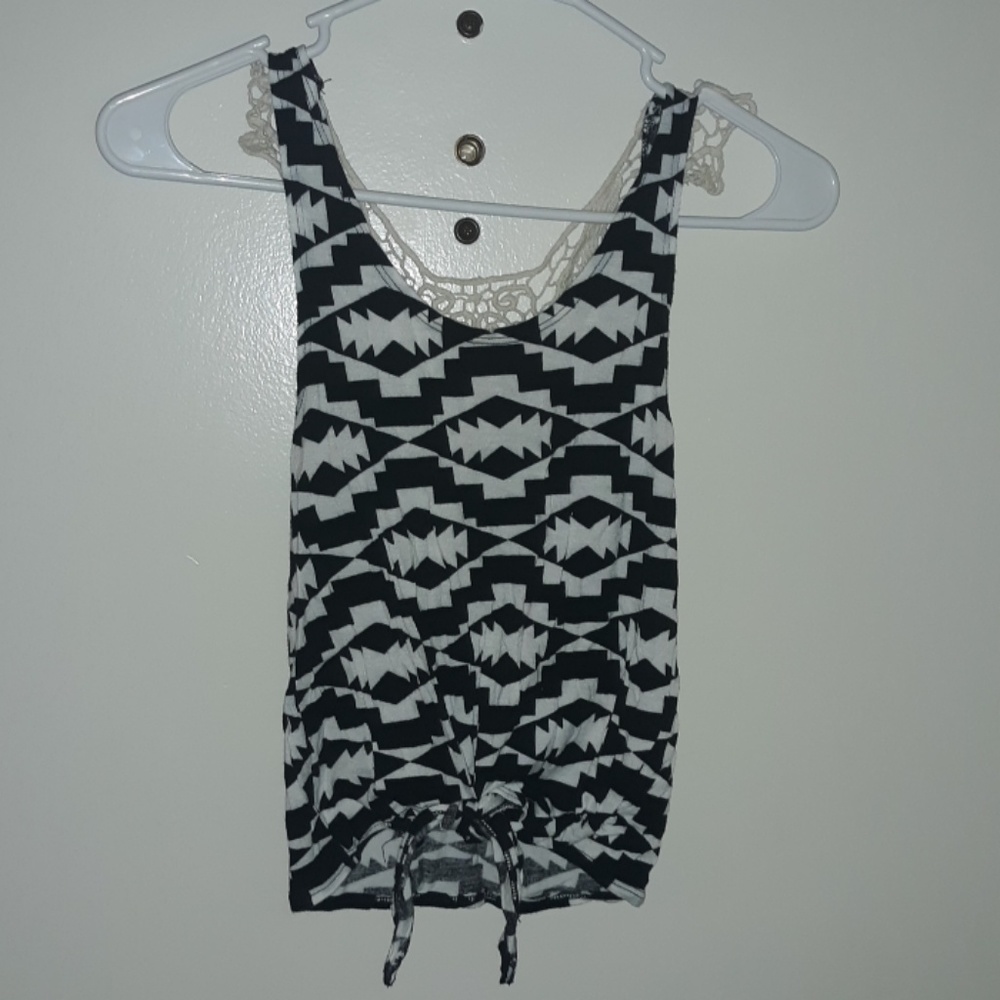 Black and white patterned tank